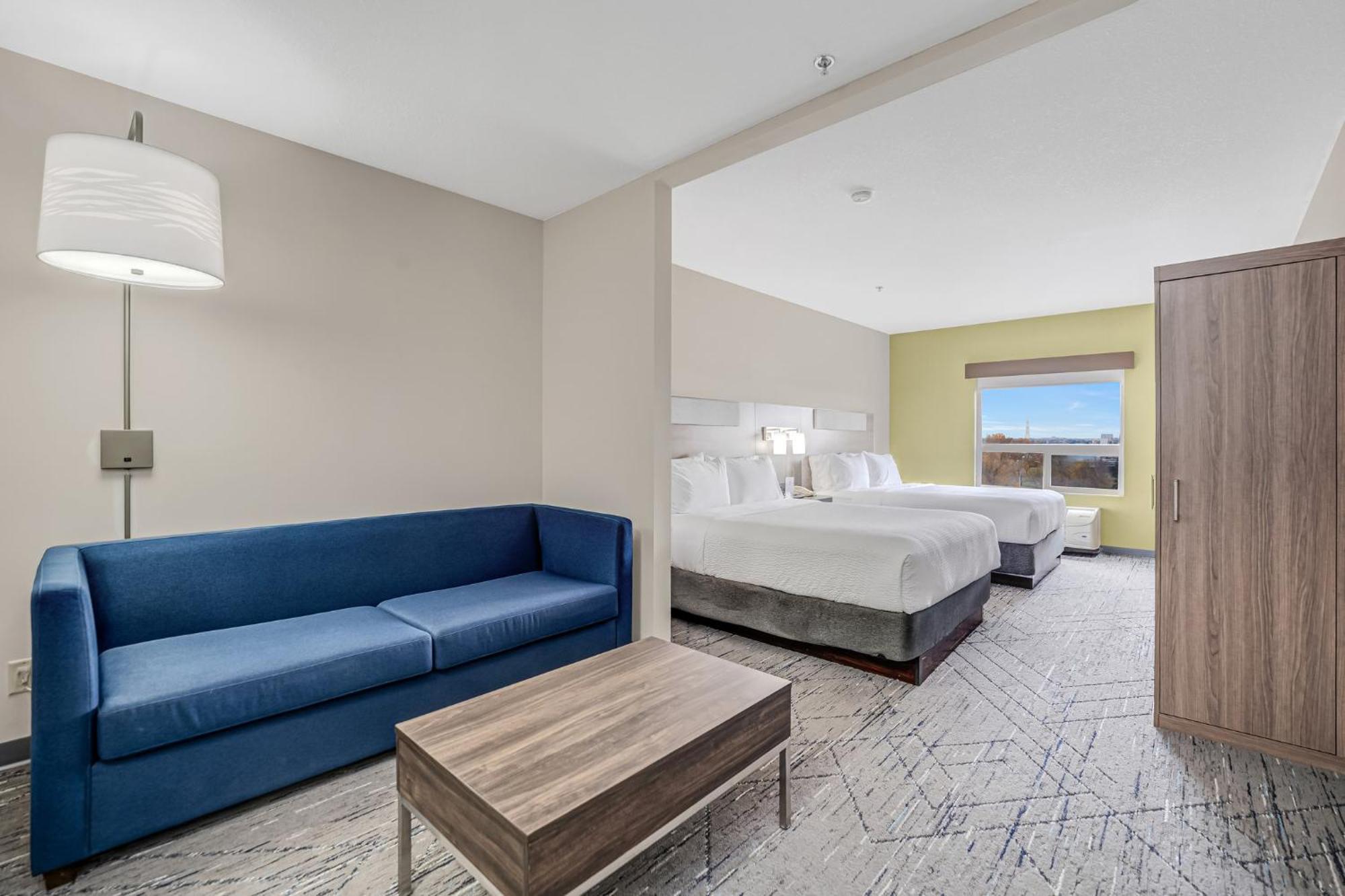 Holiday Inn Express Hotel & Suites-Edmonton South, An Ihg Hotel Εξωτερικό φωτογραφία